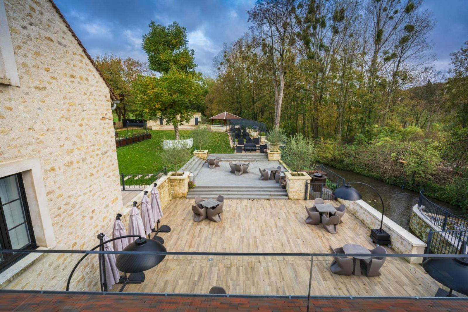 ホテル Le Moulin Des Marais Gaillon エクステリア 写真